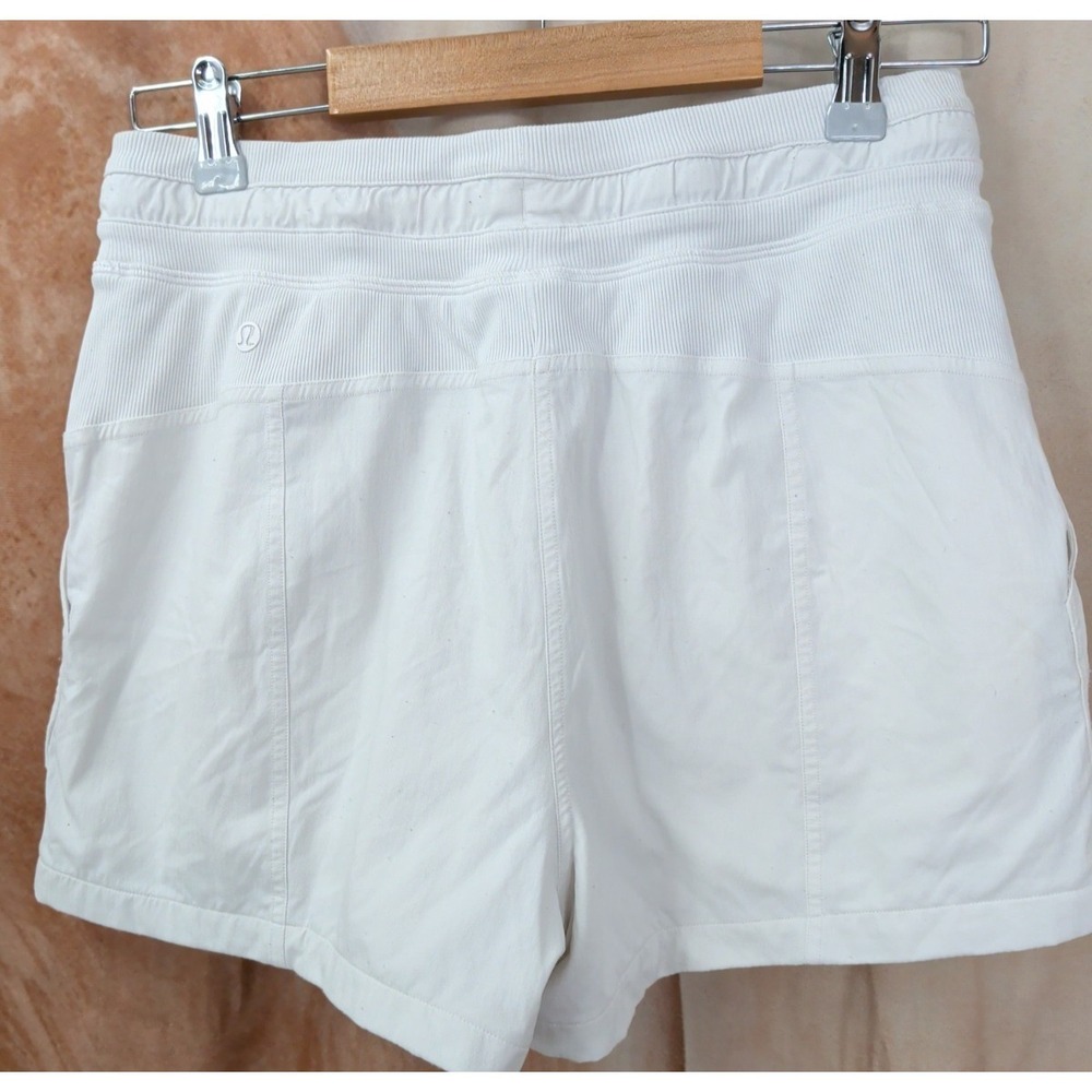 Lululemon Lined Dance Studio High-Rise Short 3.5" White - Picture 4 of 7